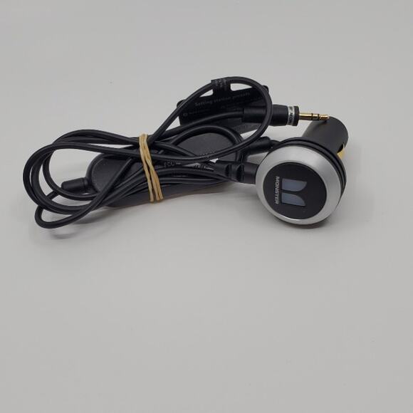 MONSTER RadioPlay 300 Car Stereo FM Transmitter. - Picture 1 of 12